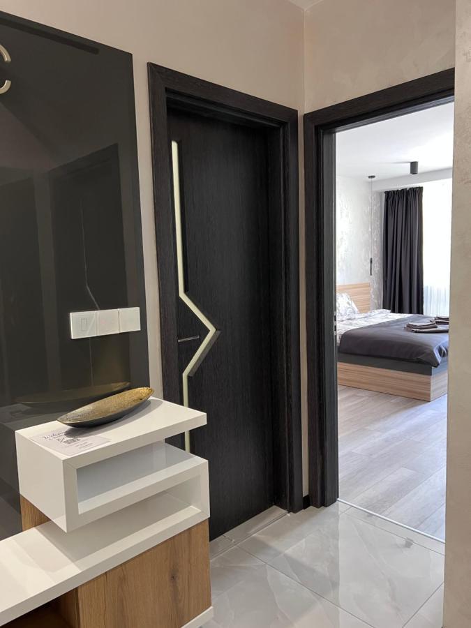 A-Brilliant, New! Spacious & Modern Apartment In Varna Whit Garage المظهر الخارجي الصورة
