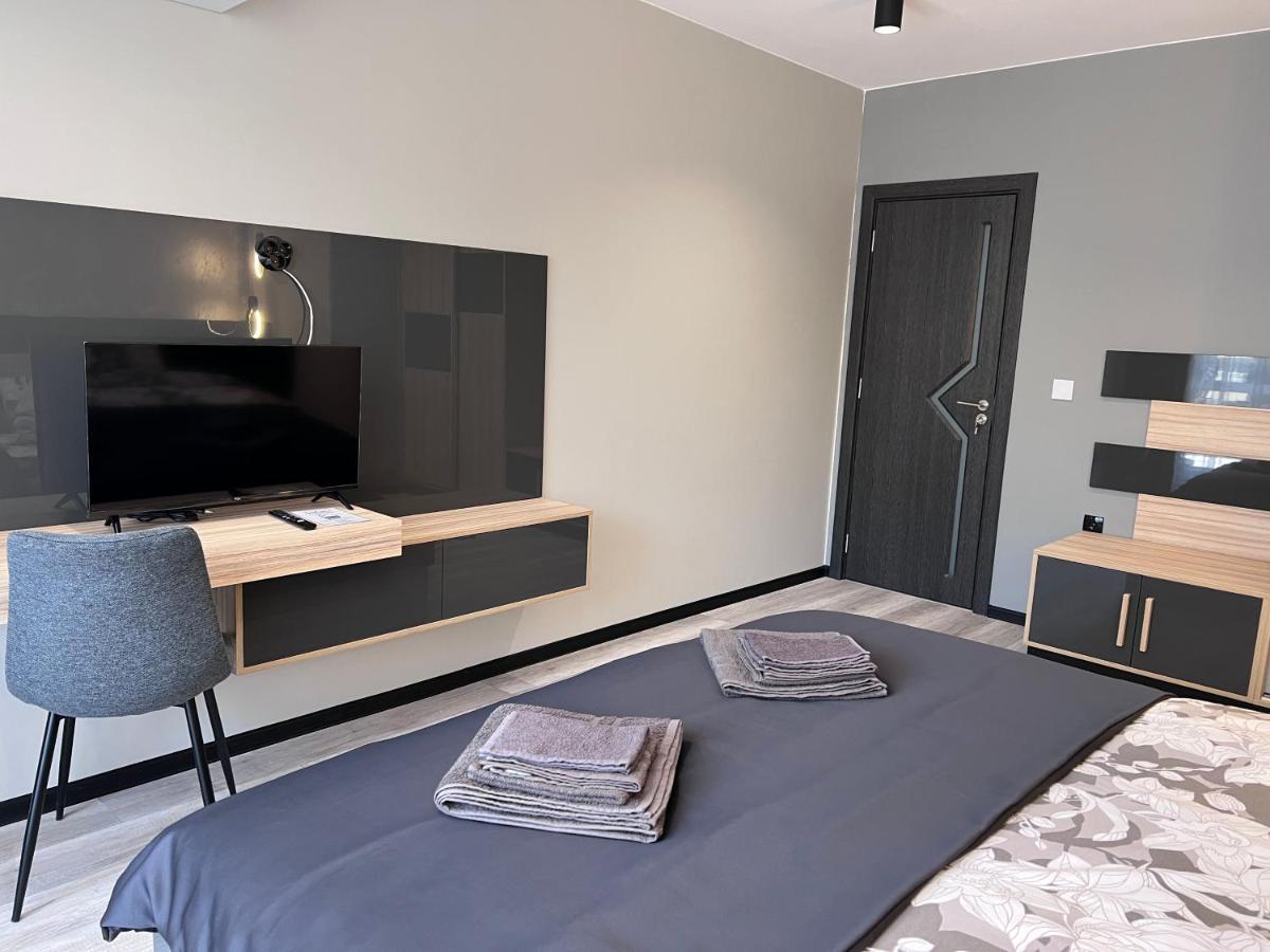A-Brilliant, New! Spacious & Modern Apartment In Varna Whit Garage المظهر الخارجي الصورة